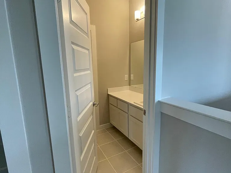 1101 Mahogany Dr — Photo 65