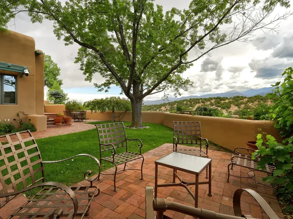 14 Avenida De La Scala, Santa Fe, NM 87506
