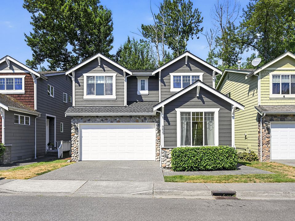 1st image of 659 Vashon Pl NE