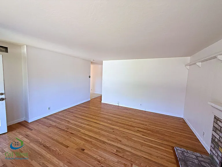 3174 Colfax Ct — Photo 6