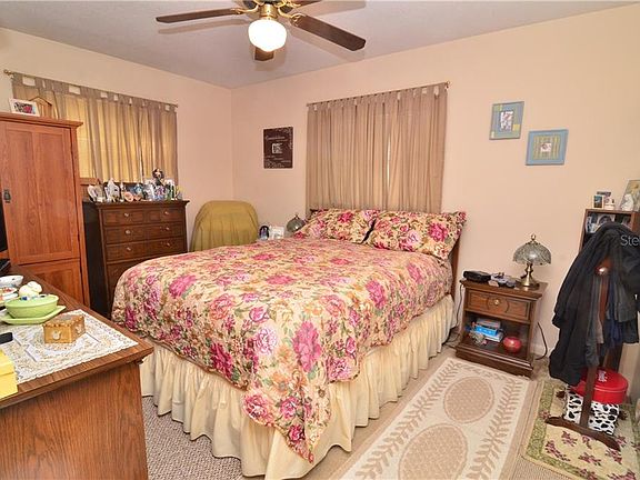 4th image of 629 Sherwood Dr
