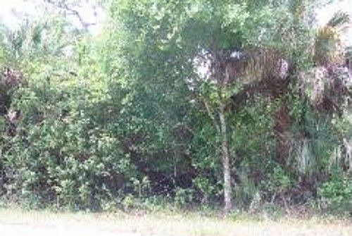 2nd image of 7648 Bogart Dr