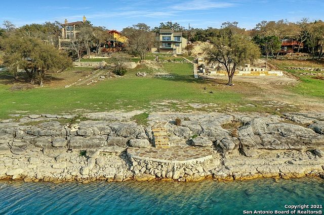 1st image of 1030 Village Shore Dr