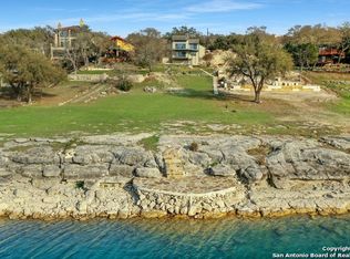1030 Village Shore Dr, Canyon Lake, TX 78133