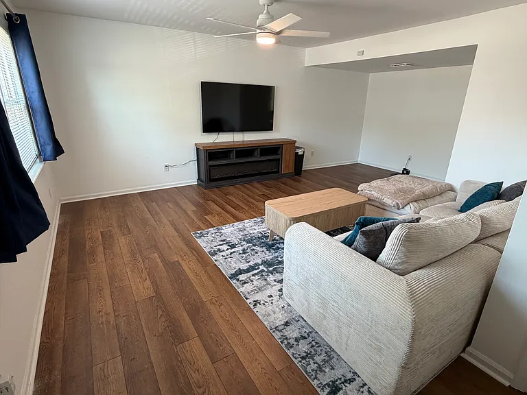108 Villa Dr — Photo 2