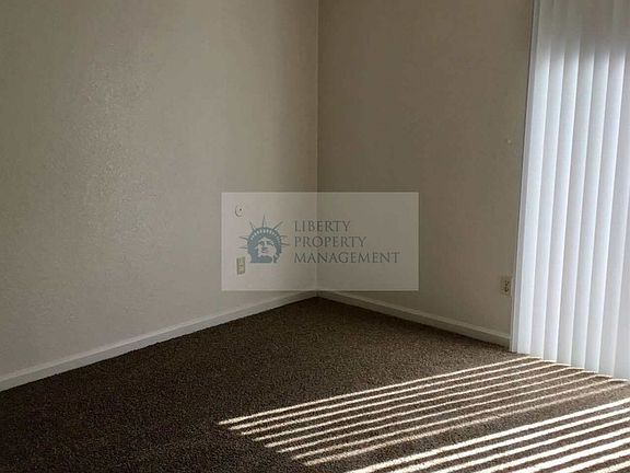 3rd image of 1250 Pioneer Ave APT 13