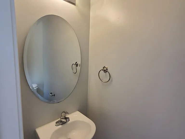 1921 Lexington Ave — Photo 12