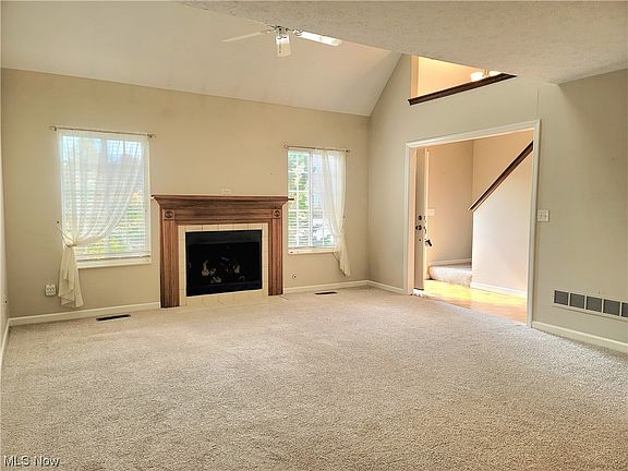 4th image of 10390 N Pond Ln