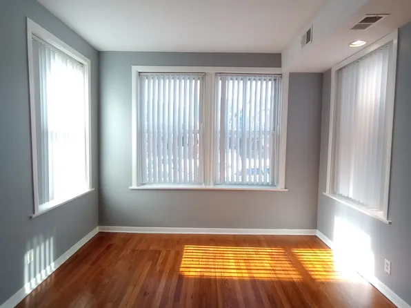 3315 N Springfield Ave Unit 1, Chicago, IL 60618