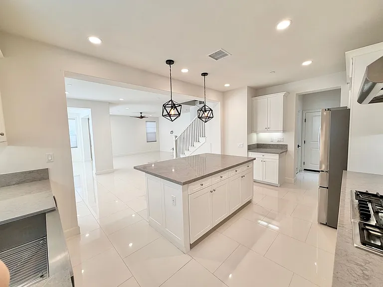 110 Briar Rose — Photo 15