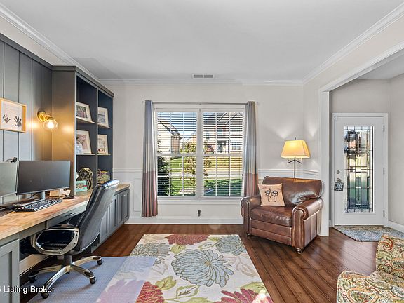 4th image of 18107 Brightleaf Pl