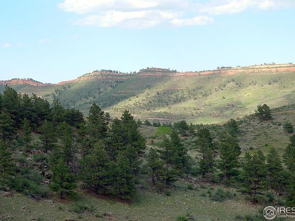2nd image of 3 Blue Mountain Trl