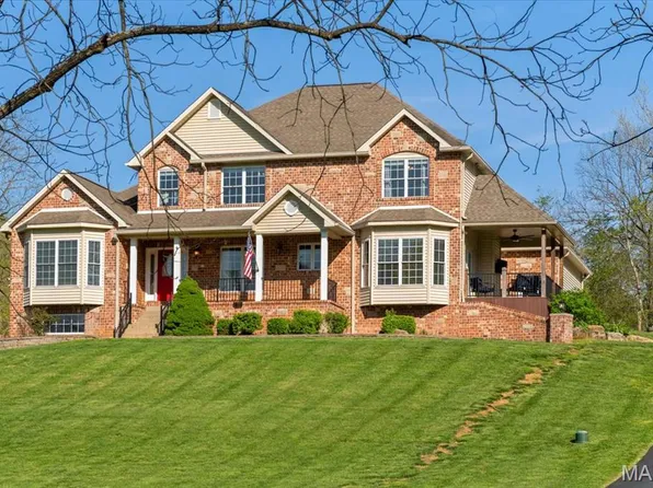 4006 Wolf Creek Rd, Pacific, MO 63069