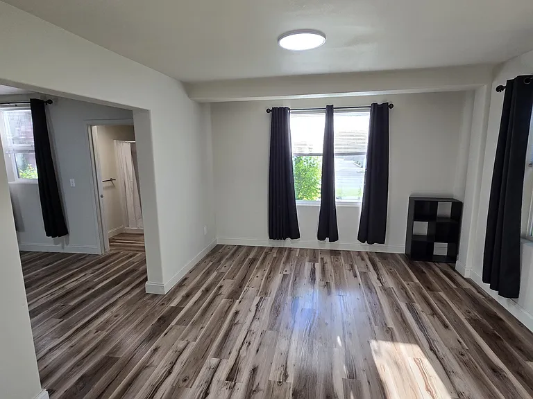 857 NW Tyler Ave #0 — Photo 12