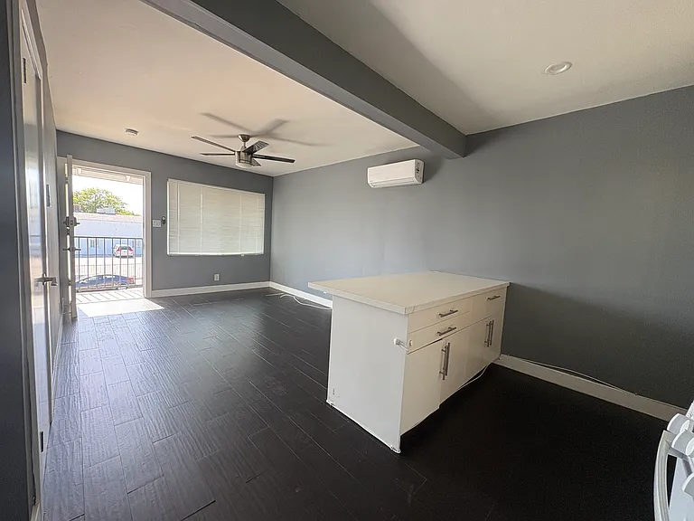 6400 E Olympic Blvd #6 — Photo 12