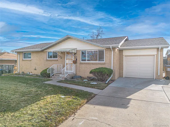 6574 Benton Circle, Arvada, CO 80003