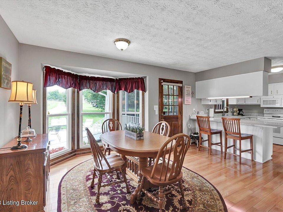 3504 Old Clark Station Rd, Fisherville, KY 40023 Zillow