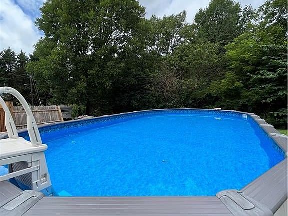 5th image of 2166 White Pine Dr