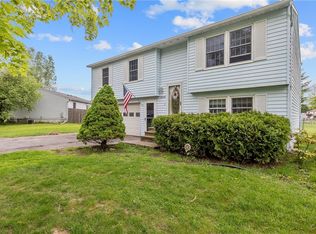8824 English Rd, Brewerton, NY 13029