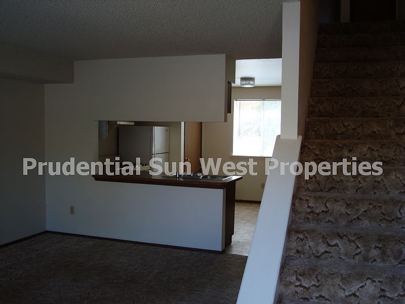 2nd image of 2513 N Lee Ave APT 2
