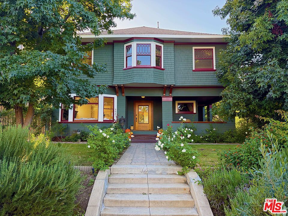 1st image of 2057 S Oxford Ave