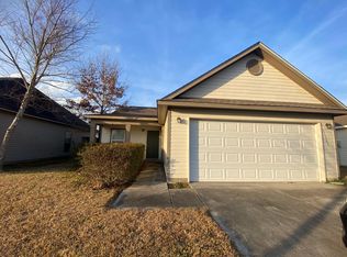 13545 Rose Dr, Walker, LA 70785