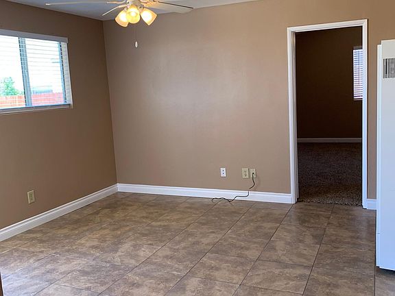4th image of 34602 Kelly Ln