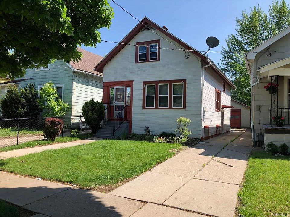 1st image of 549 Stockbridge Ave
