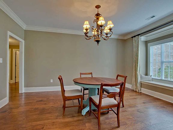 5th image of 3020 Cobble Farms Dr SE