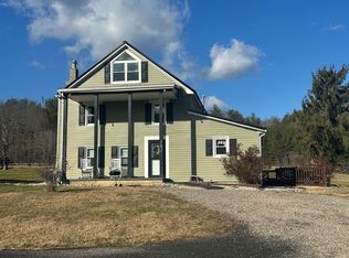 180 Old Country Rd, Covington, VA 24426