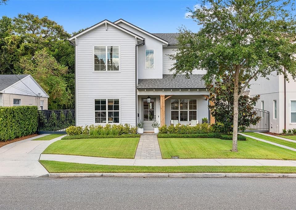 1st image of 721 Golfview St