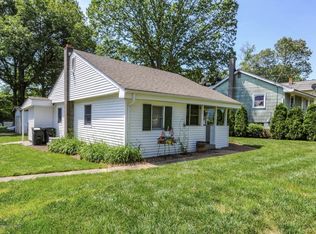 20 E 3rd St, Howell, NJ 07731