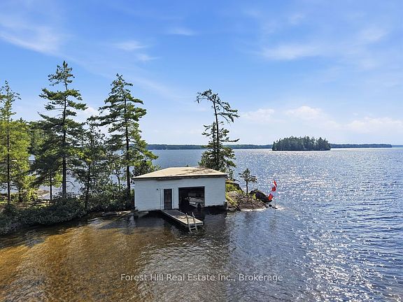 5th image of 1211 Waldmere Rd