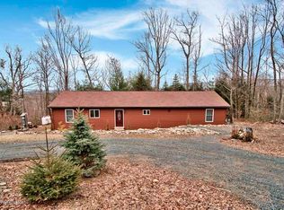 186 Sky Hawk Trl, Scotrun, PA 18355