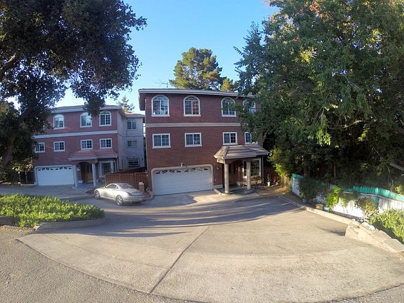 3rd image of 2183 Santa Cruz Ave