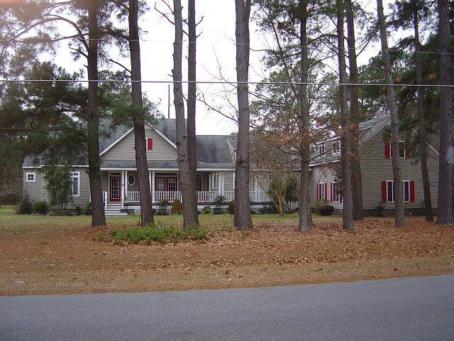2nd image of 110 Bella Vista Dr