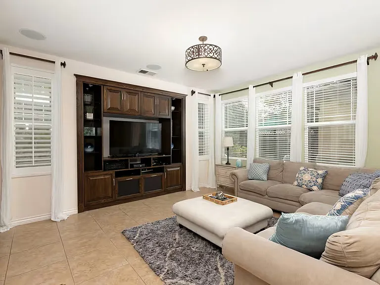 Family Room Alt