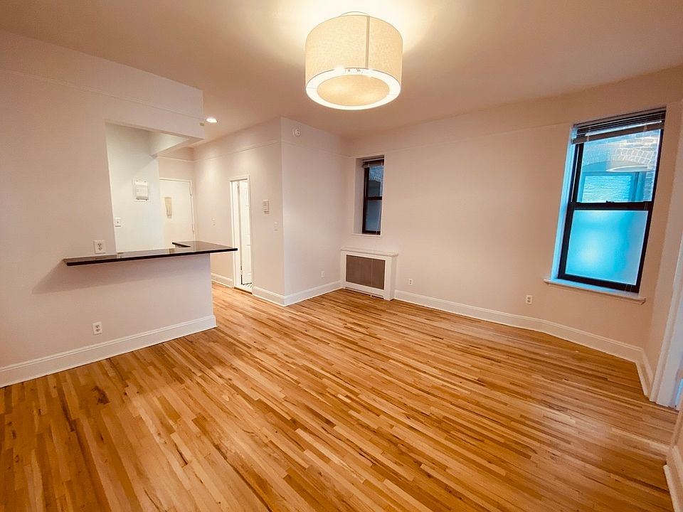 1st image of 646 Amsterdam Ave #2P