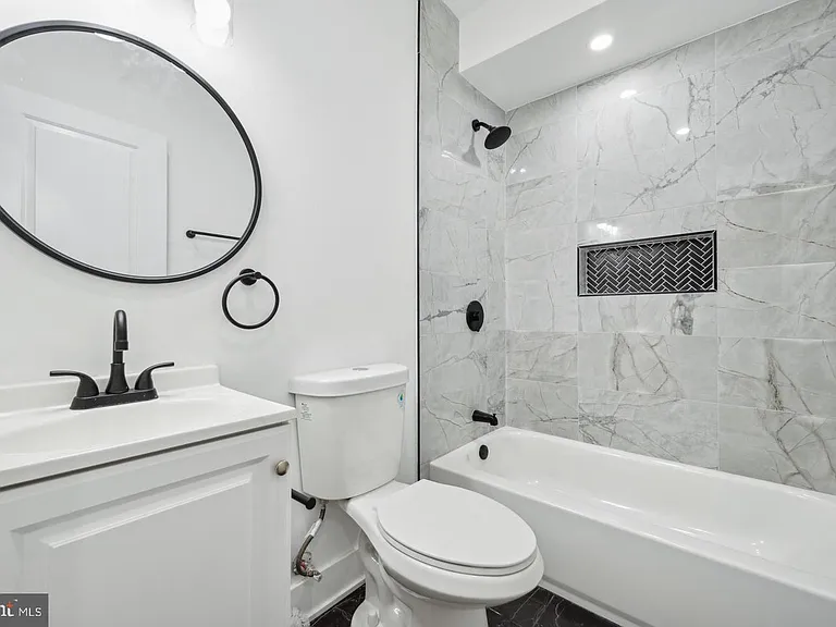 3103 N 9th St #B — Photo 4