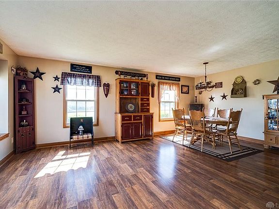 5th image of 1173 Country Oaks Ln