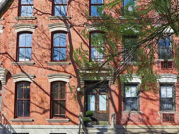 2113 45th Ave, Long Island City, NY 11101