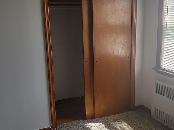 5th image of 41 E Mineola Ave #2