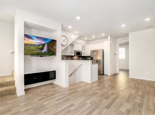 14117 W Oak Ln, Van Nuys, CA 91405