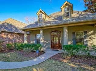 1454 Rue Bayonne, Mandeville, LA 70471