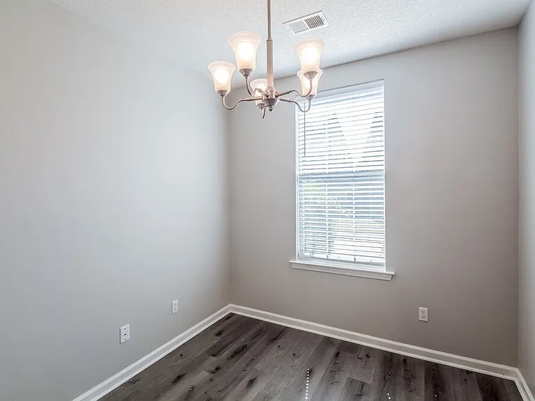 10182 Sorrento Pl — Photo 6