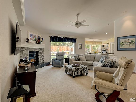 2nd image of 2873 Del Mar Dr