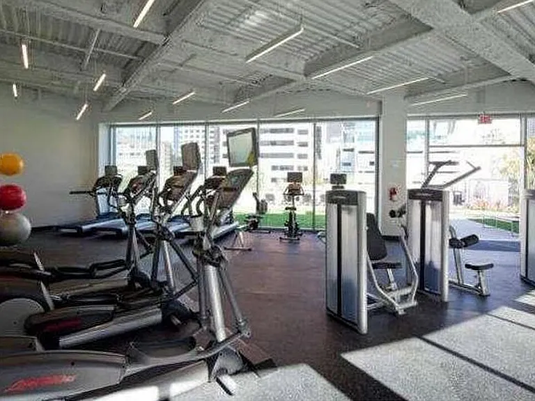 901 S Flower St #500 — Photo 10