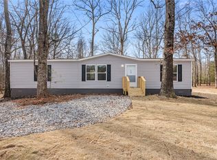 110 McClanahan Rd, Liberty, SC 29657