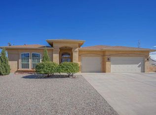 6909 Augusta Hills Dr NE, Rio Rancho, NM 87144