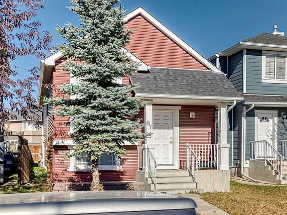 3rd image of 87 S Taralea Gdns NE